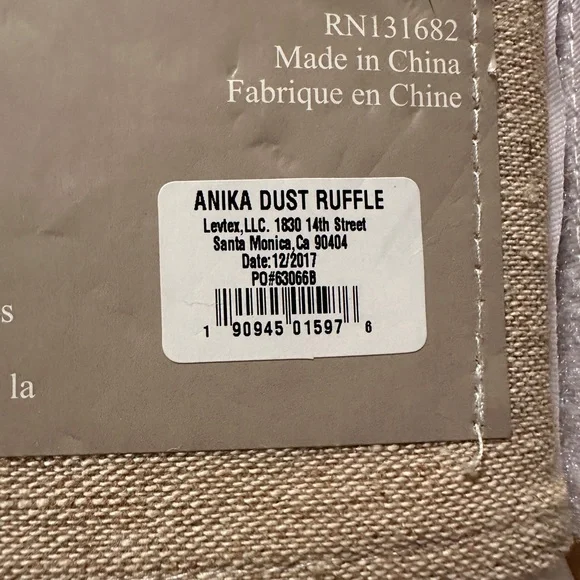 NEW Levtex Baby Anika Dust Ruffle White Gold Glitter 52 X 28 X 18 Morocco